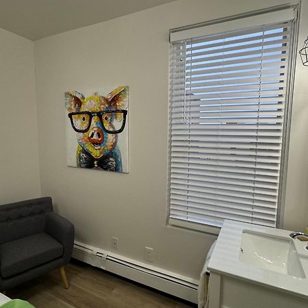 Commercial Hotel Edmonton Zewnętrze zdjęcie