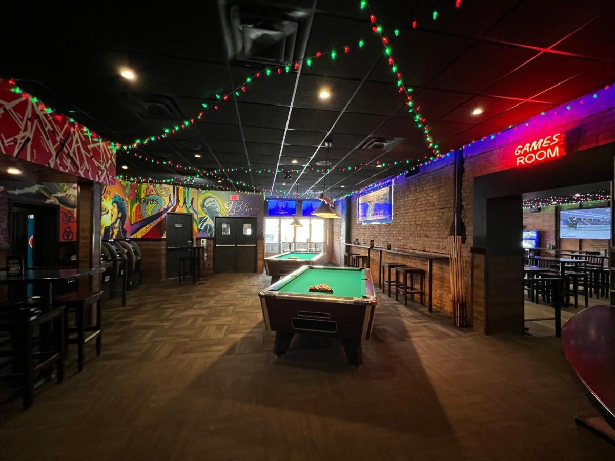 Commercial Hotel Edmonton Zewnętrze zdjęcie