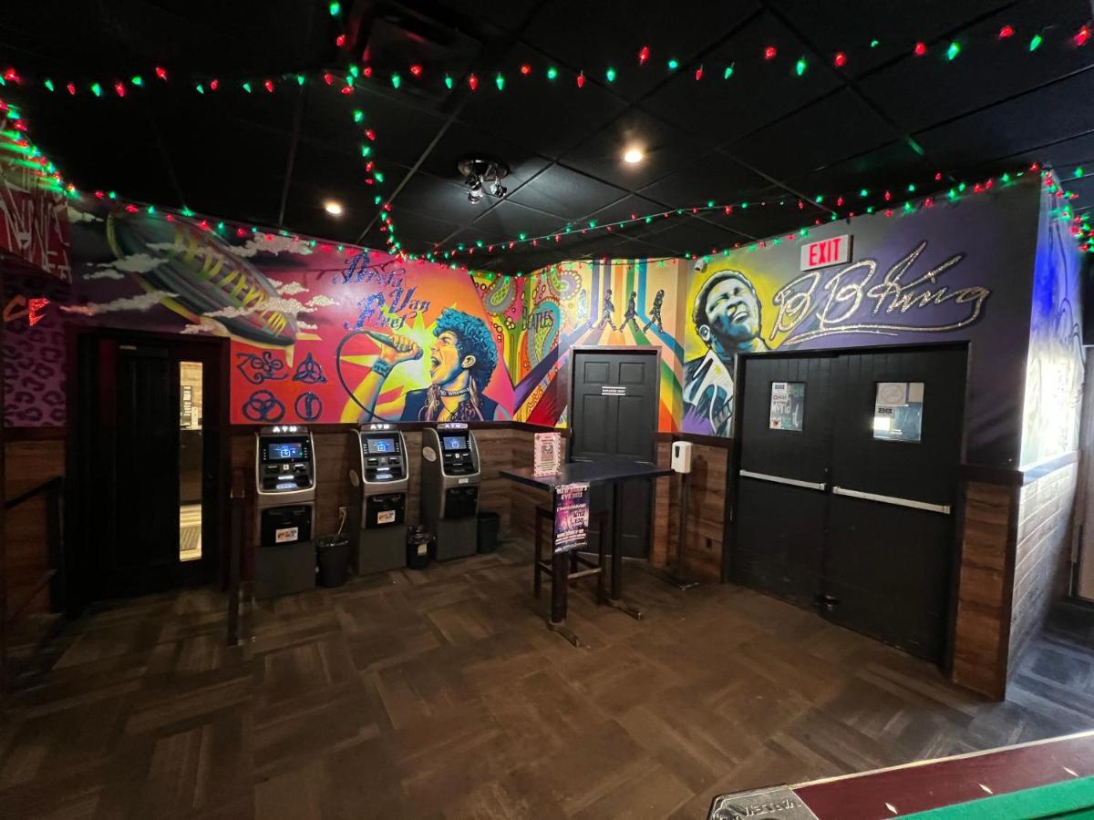 Commercial Hotel Edmonton Zewnętrze zdjęcie