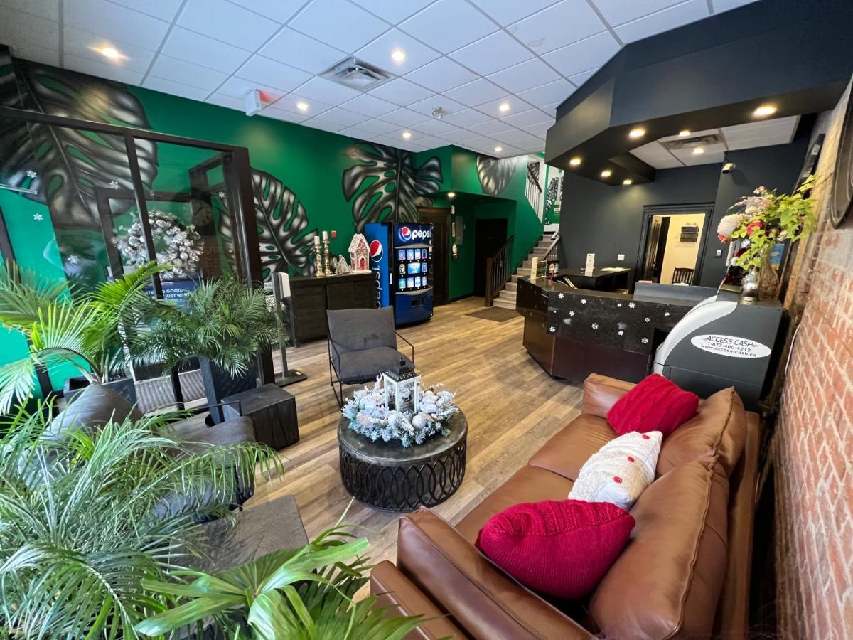 Commercial Hotel Edmonton Zewnętrze zdjęcie
