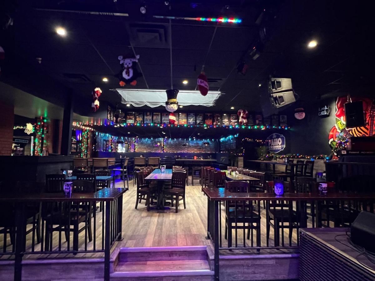 Commercial Hotel Edmonton Zewnętrze zdjęcie