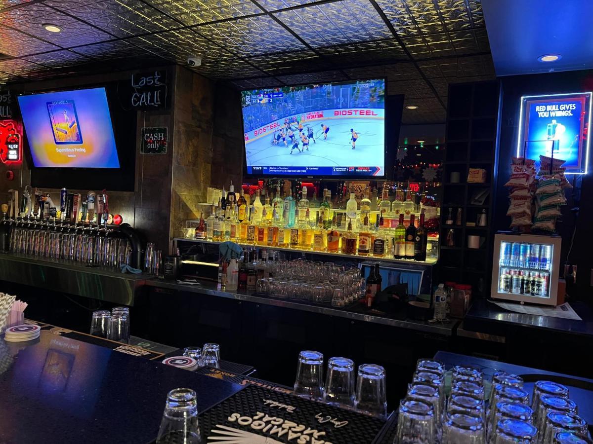 Commercial Hotel Edmonton Zewnętrze zdjęcie