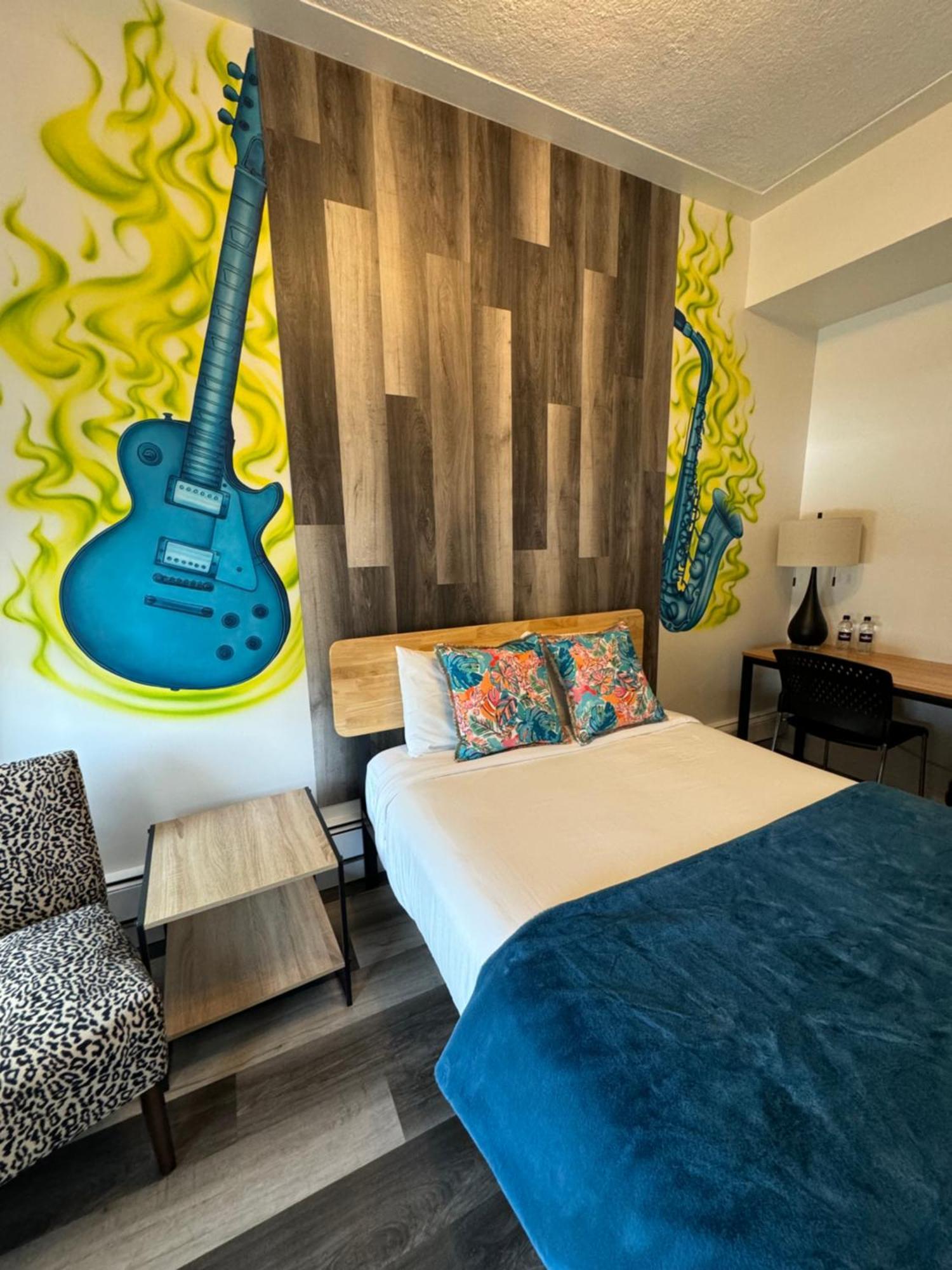 Commercial Hotel Edmonton Zewnętrze zdjęcie