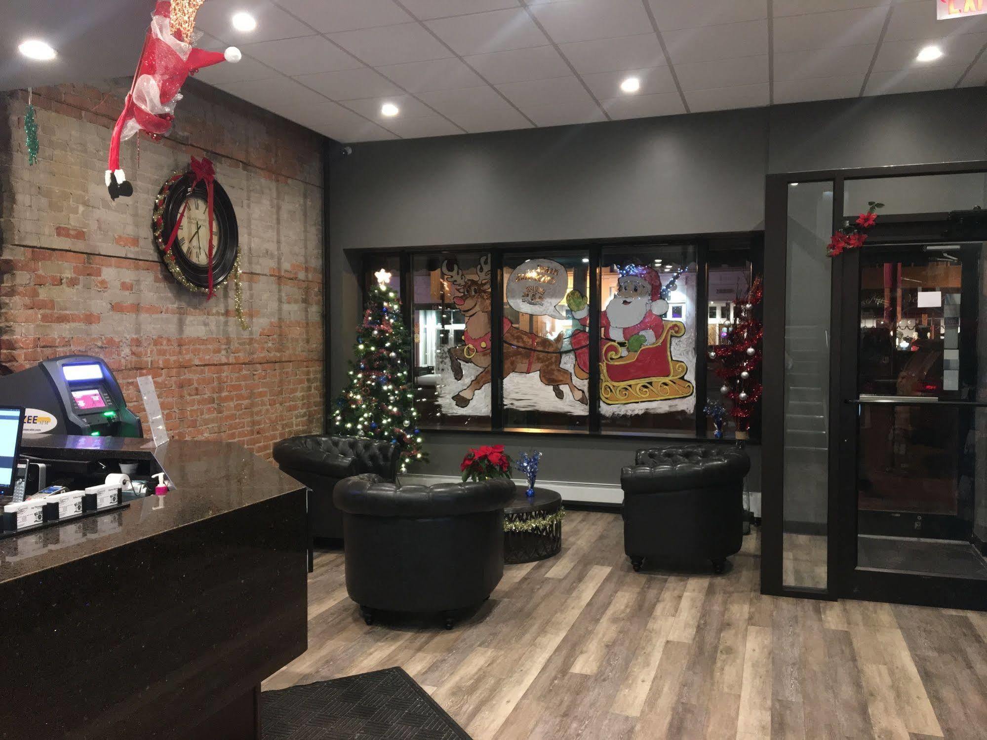 Commercial Hotel Edmonton Zewnętrze zdjęcie